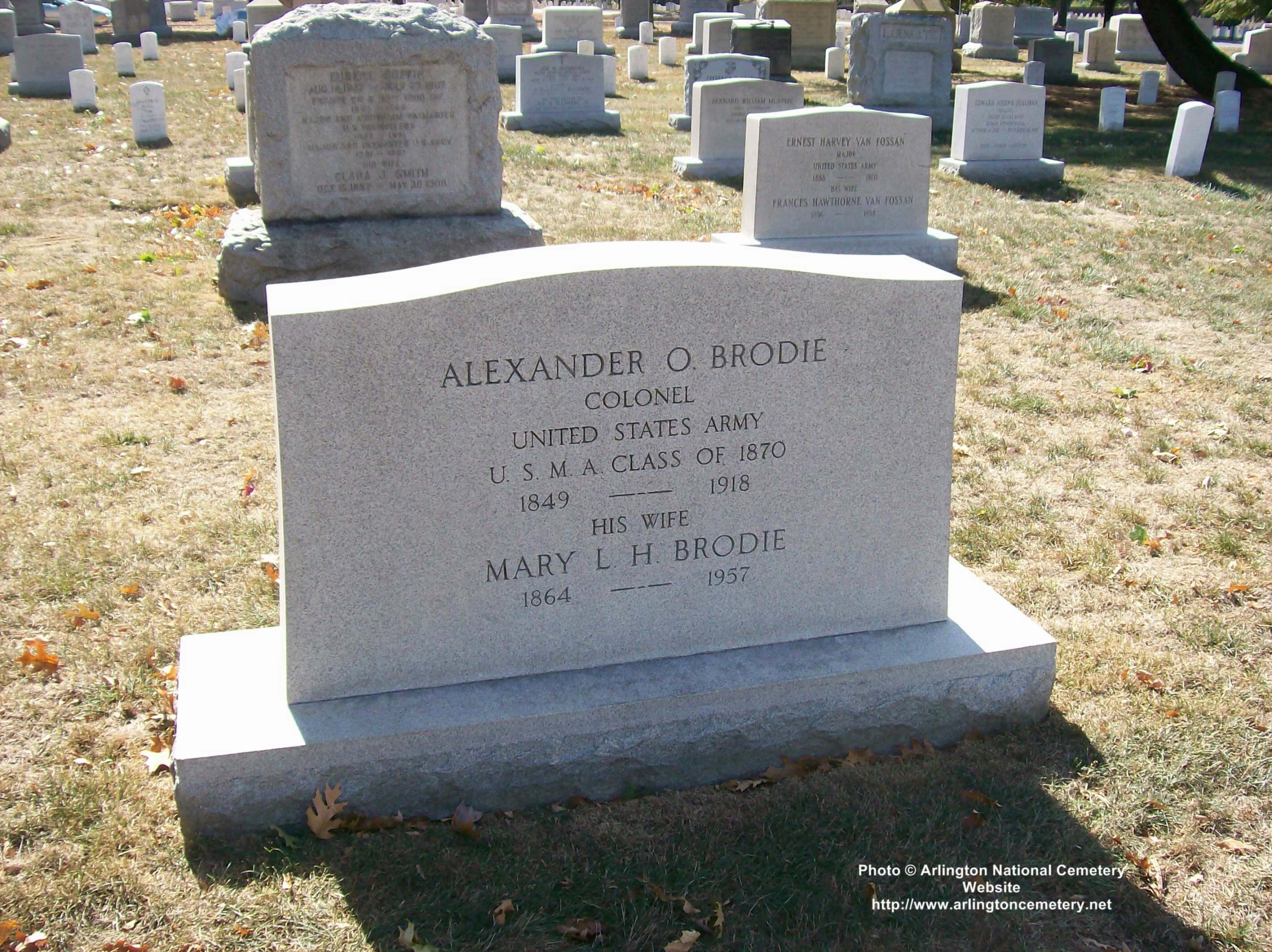 aobrodie-gravesite-photo-october-2007-001